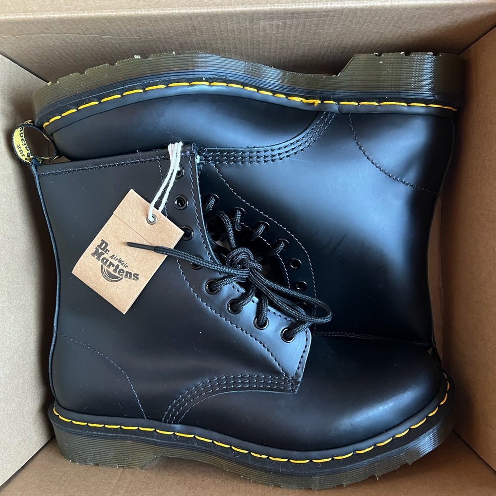 Doc Martens ‘1460 W’  black boots Women Size 10